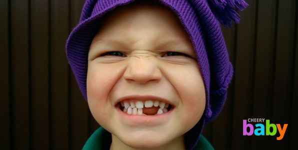 Прорезывание молочных зубов у детей